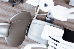 Solution pour remplacer toutes les dents au cabinet dentaire Sayac à Lyon